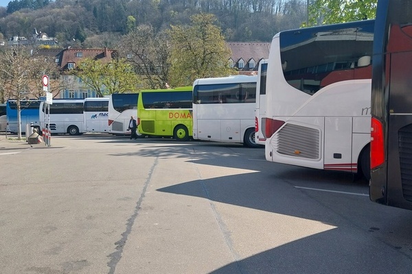 Touristenbusse: Kasse statt Konzept Touristenbusse: Kasse statt Konzept